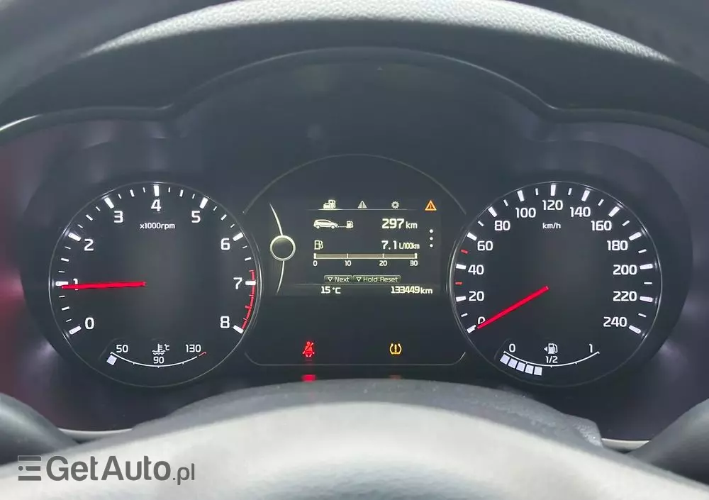 KIA Carens 1.6 GDI L