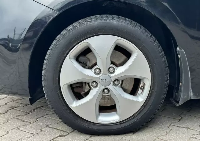 KIA Carens 1.6 GDI L