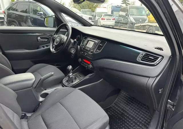 KIA Carens 1.6 GDI L