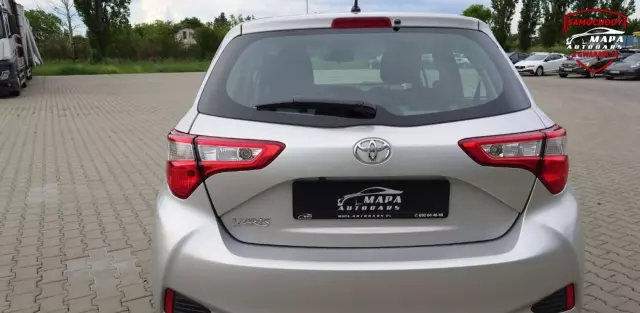 TOYOTA Yaris 