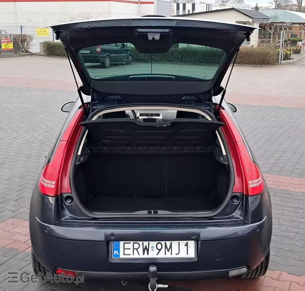 CITROËN C4 1.6 VTi Equilibre Pack Navi