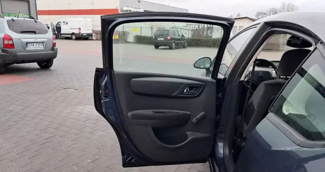 CITROËN C4 1.6 VTi Equilibre Pack Navi