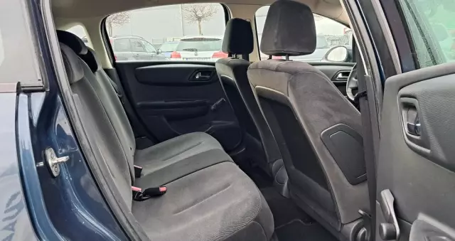 CITROËN C4 1.6 VTi Equilibre Pack Navi