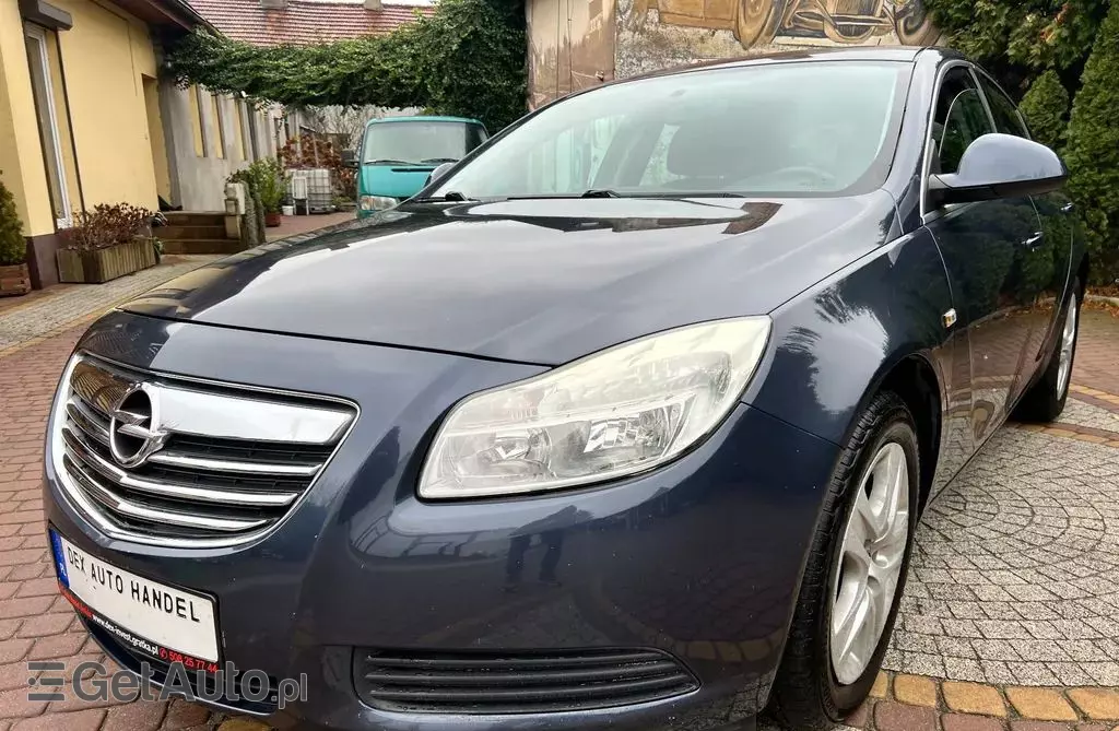 OPEL Insignia 