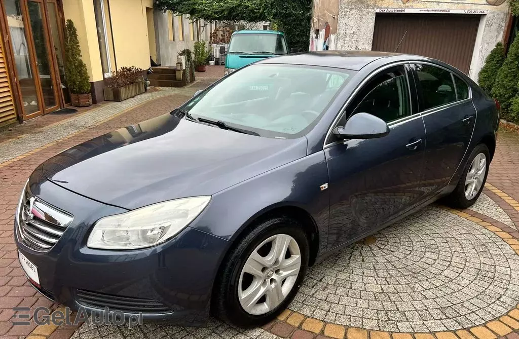OPEL Insignia 