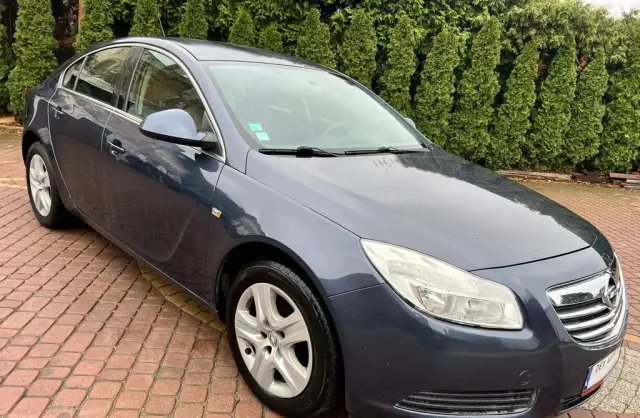 OPEL Insignia 