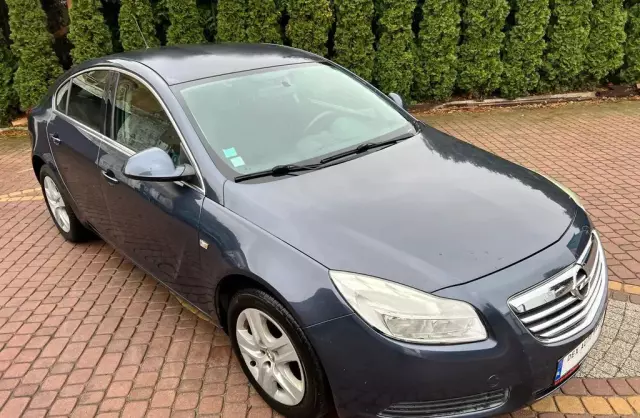 OPEL Insignia 