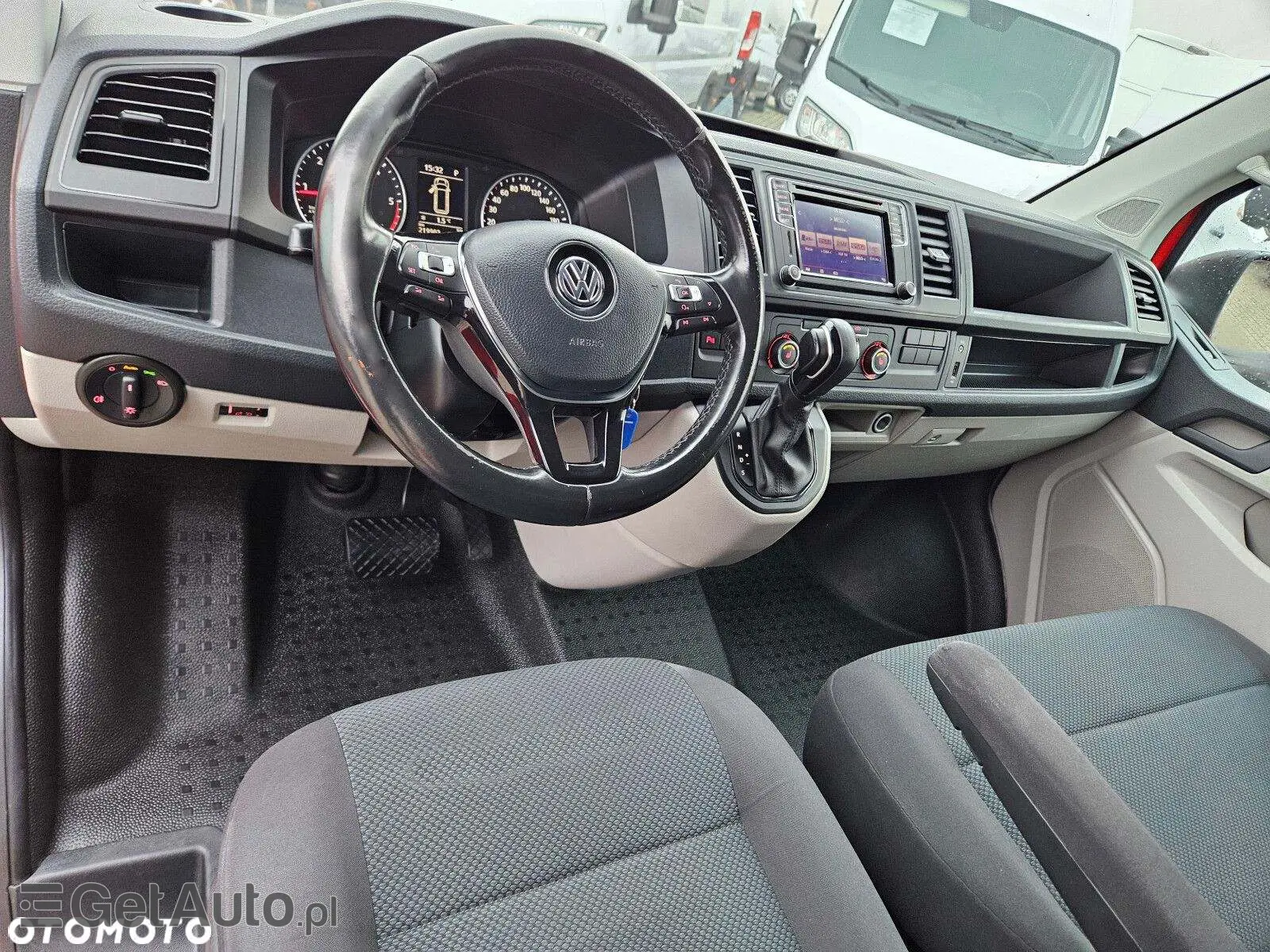 VOLKSWAGEN Transporter Trendline