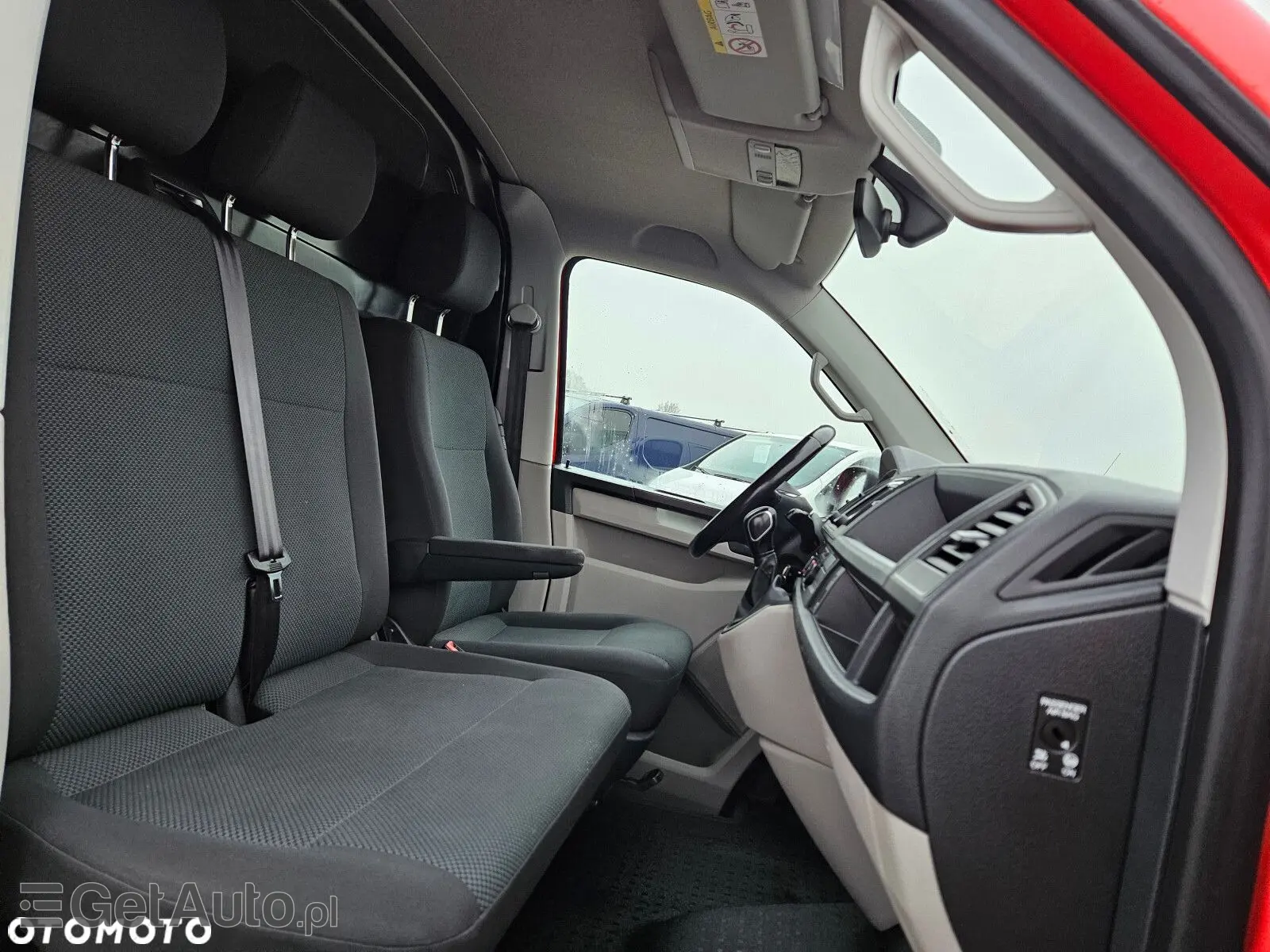 VOLKSWAGEN Transporter Trendline