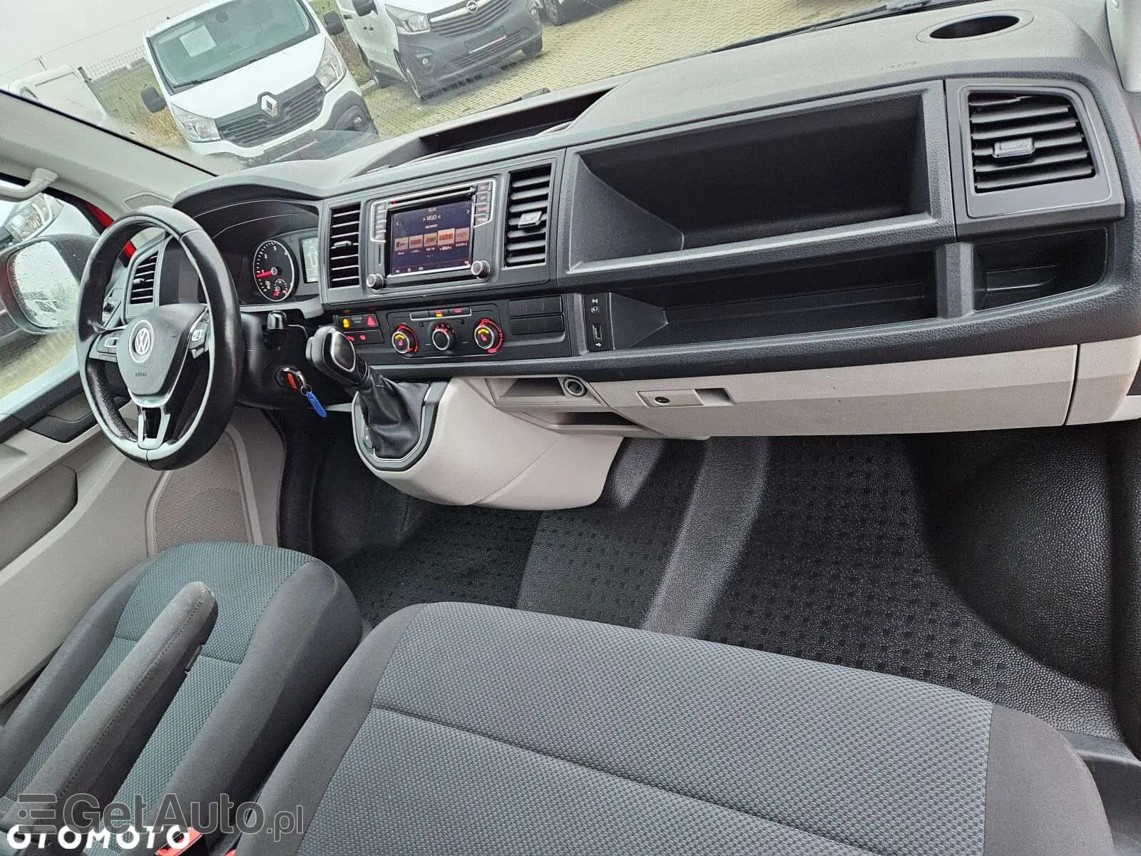 VOLKSWAGEN Transporter Trendline