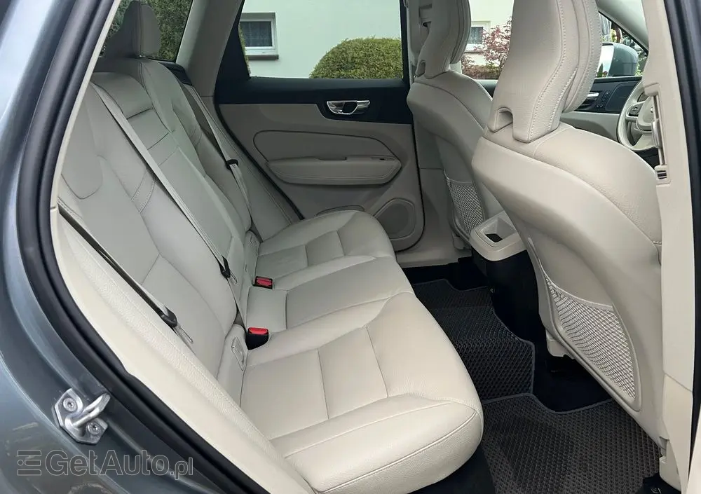VOLVO XC 60 B4 D AWD Inscription