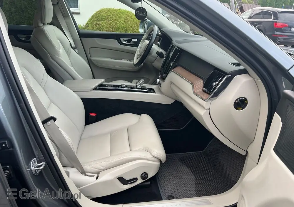 VOLVO XC 60 B4 D AWD Inscription