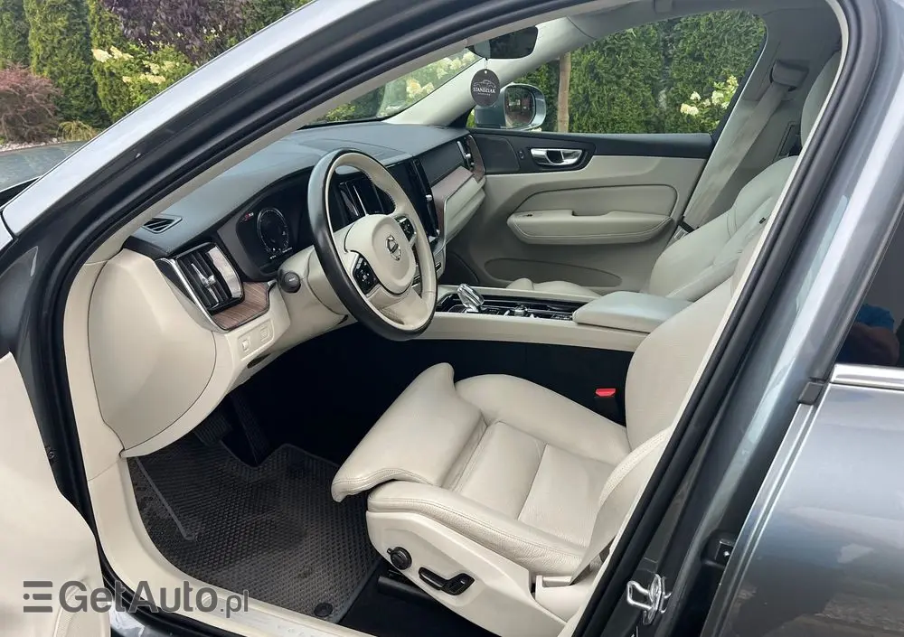 VOLVO XC 60 B4 D AWD Inscription