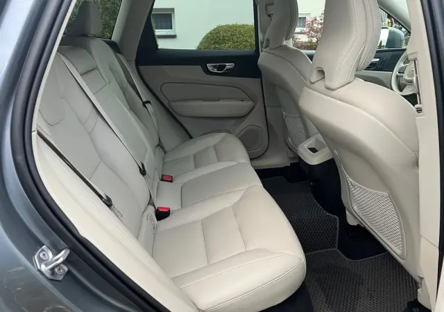 VOLVO XC 60 B4 D AWD Inscription