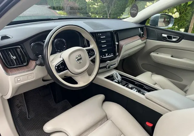 VOLVO XC 60 B4 D AWD Inscription