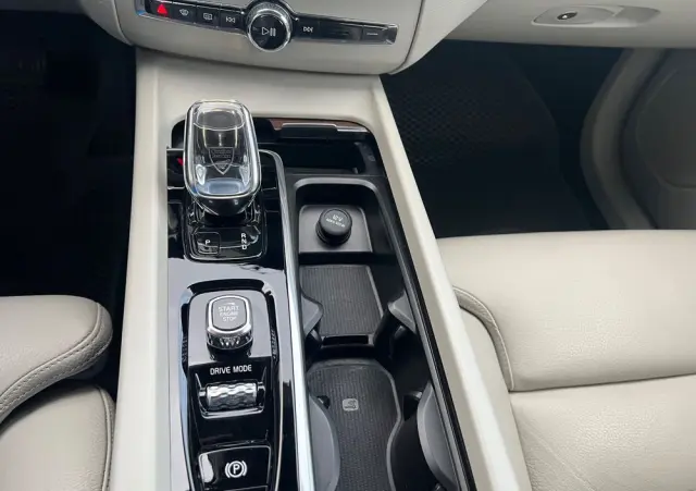 VOLVO XC 60 B4 D AWD Inscription