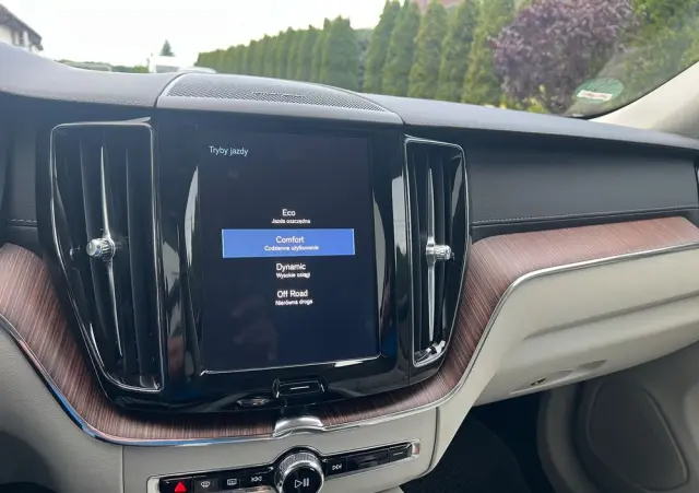 VOLVO XC 60 B4 D AWD Inscription