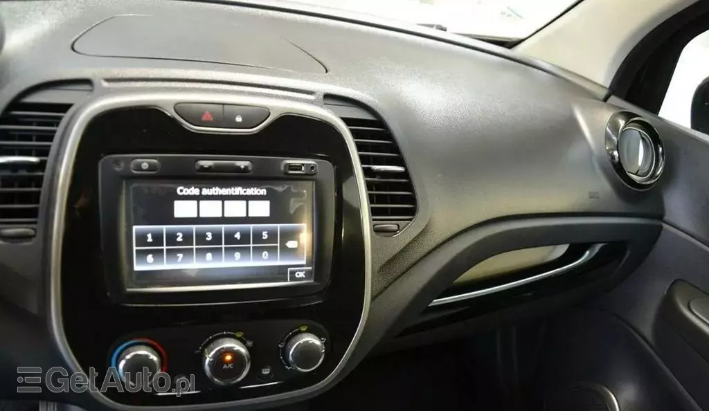 RENAULT Captur 
