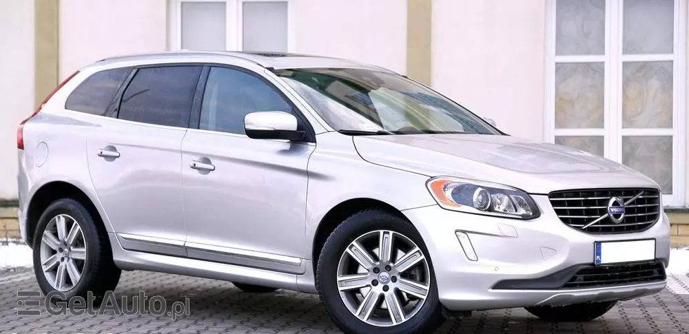 VOLVO XC 60 T6 AWD Drive-E Summum