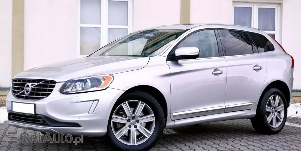 VOLVO XC 60 T6 AWD Drive-E Summum