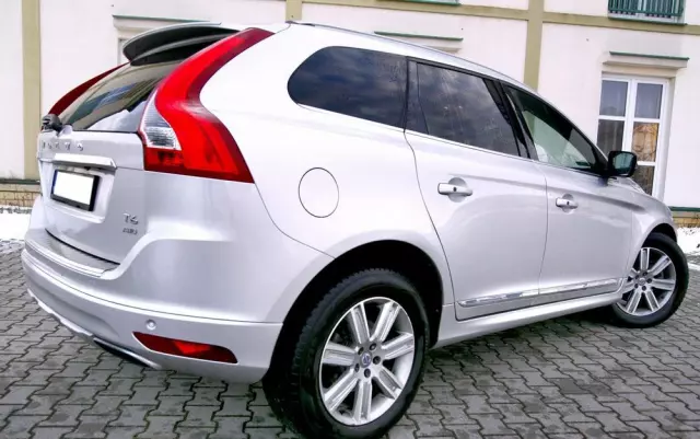 VOLVO XC 60 T6 AWD Drive-E Summum