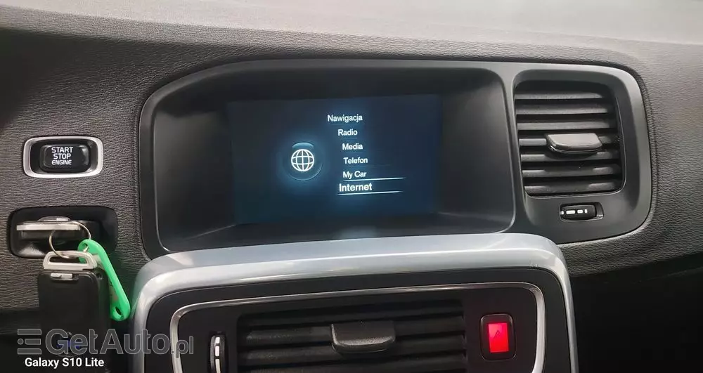 VOLVO V60 D4 Drive-E Summum