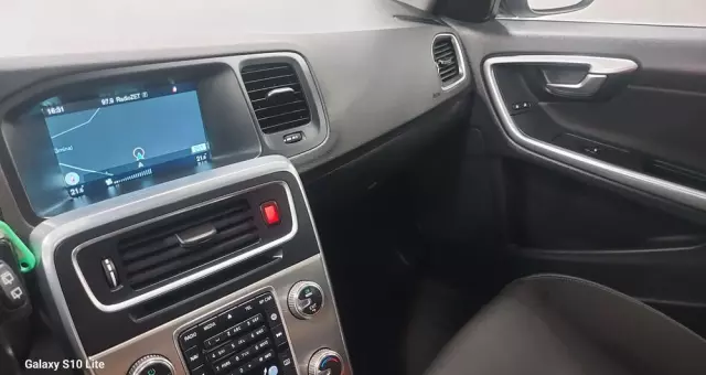 VOLVO V60 D4 Drive-E Summum