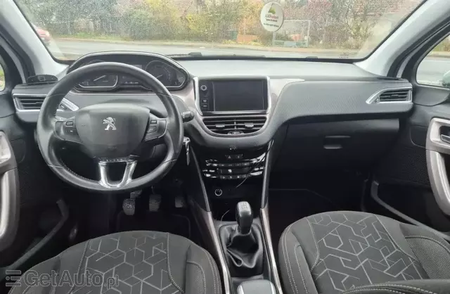 PEUGEOT 2008 1.6 VTi (120 KM)