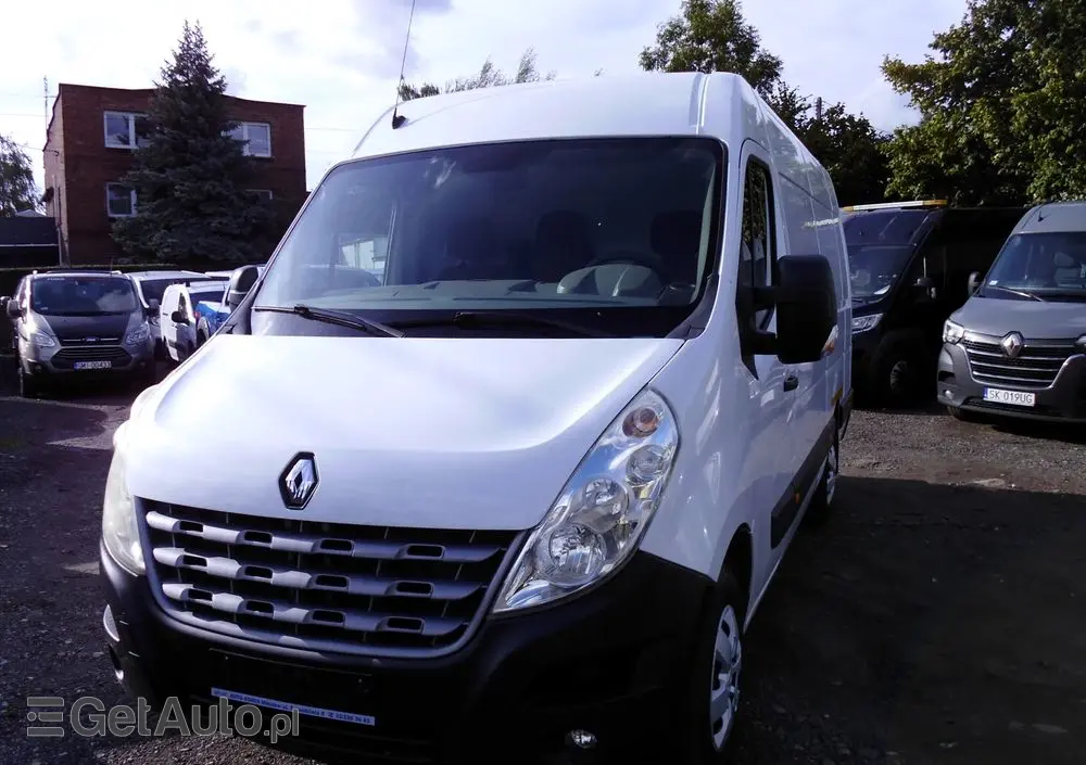 RENAULT Master 