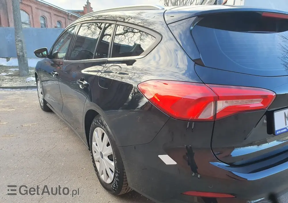 FORD Focus SW Ver-1-5-ecoblue-start--stopp--system-active-design