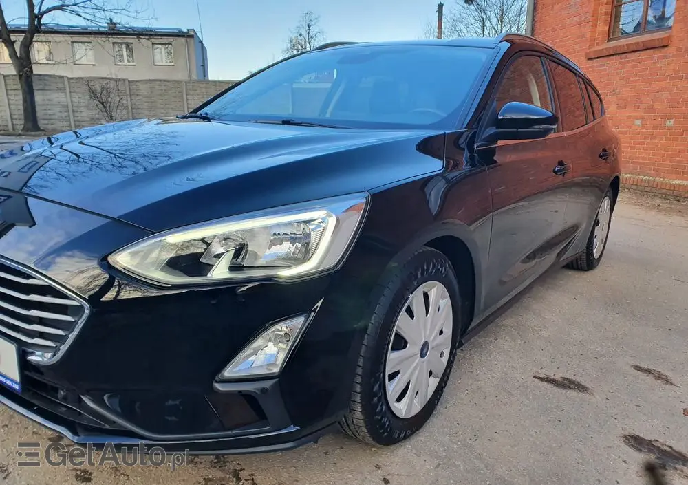 FORD Focus SW Ver-1-5-ecoblue-start--stopp--system-active-design