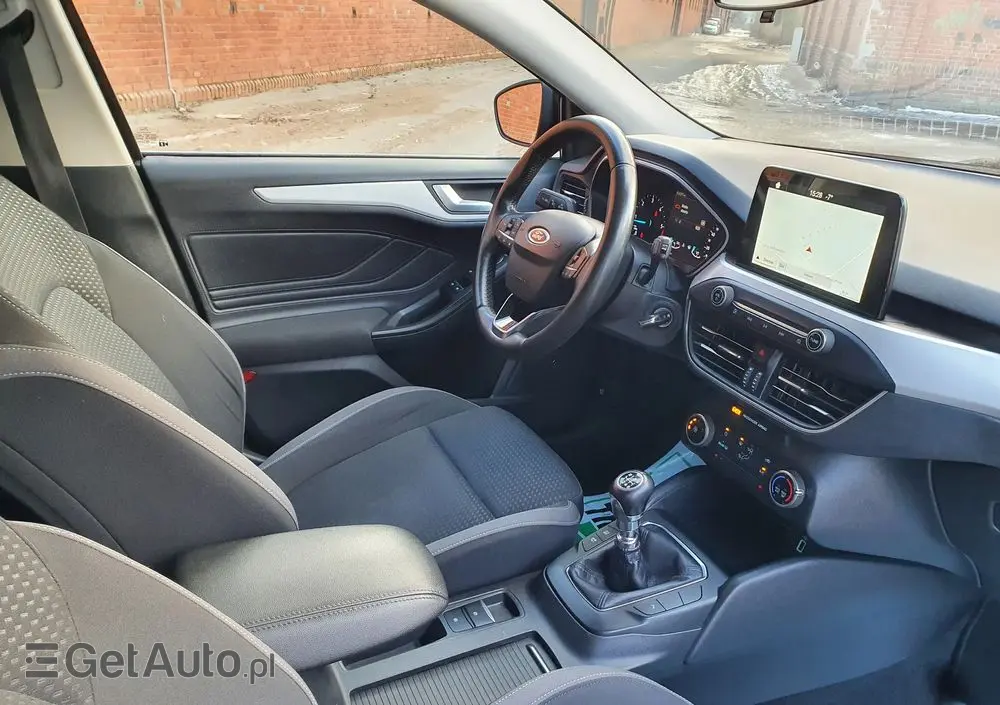 FORD Focus SW Ver-1-5-ecoblue-start--stopp--system-active-design
