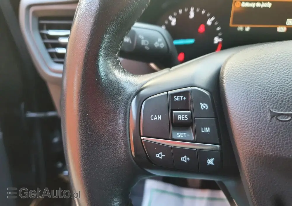 FORD Focus SW Ver-1-5-ecoblue-start--stopp--system-active-design