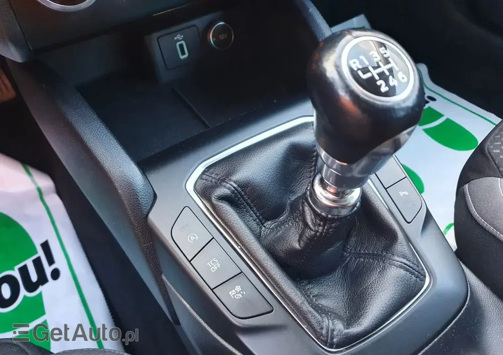 FORD Focus SW Ver-1-5-ecoblue-start--stopp--system-active-design