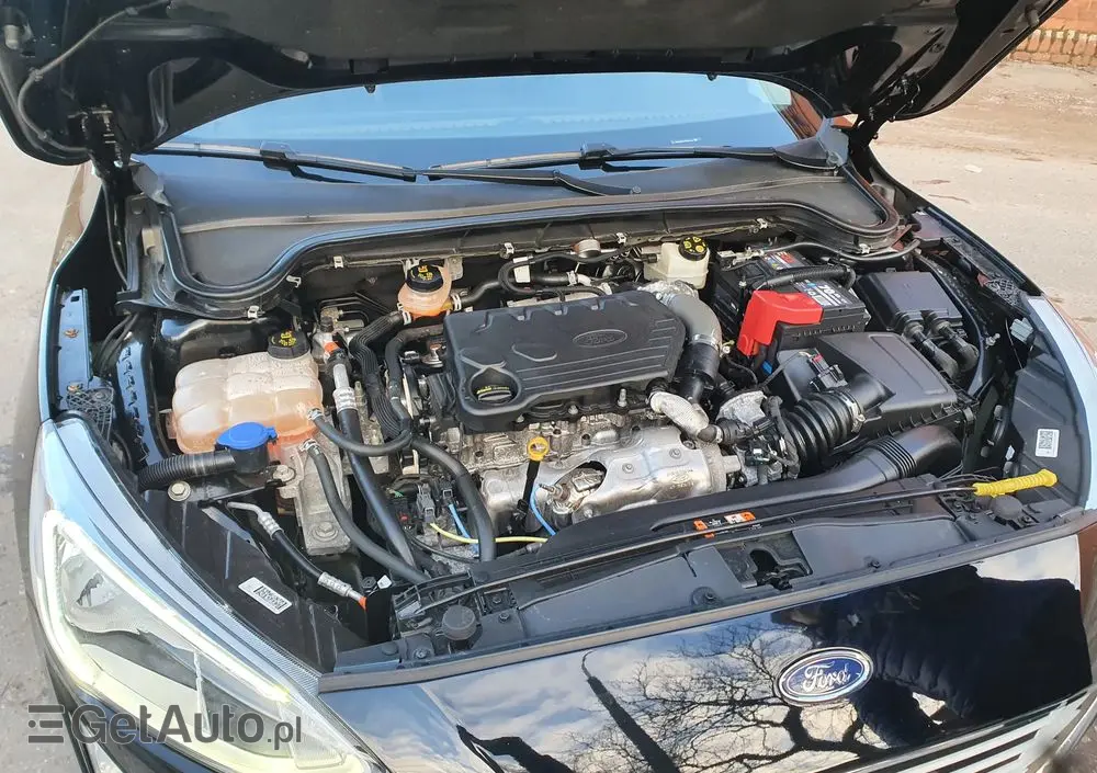 FORD Focus SW Ver-1-5-ecoblue-start--stopp--system-active-design