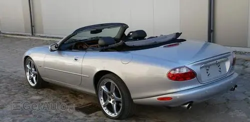 JAGUAR XK 