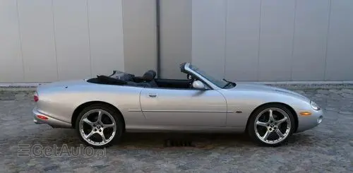 JAGUAR XK 