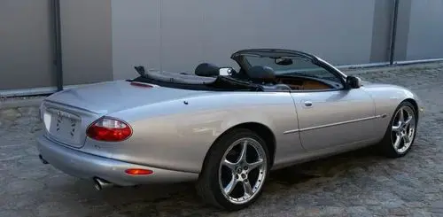 JAGUAR XK 