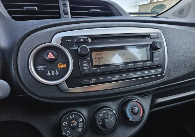 TOYOTA Yaris 1.33 VVT-i Edition