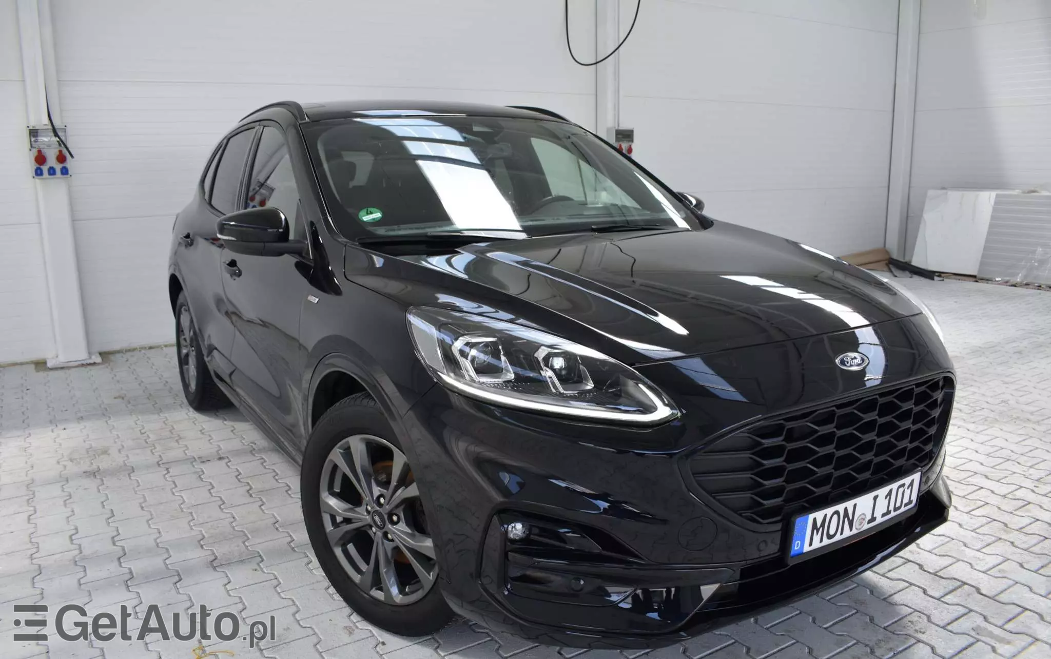 FORD Kuga 2.0 EcoBlue Hybrid ST-LINE