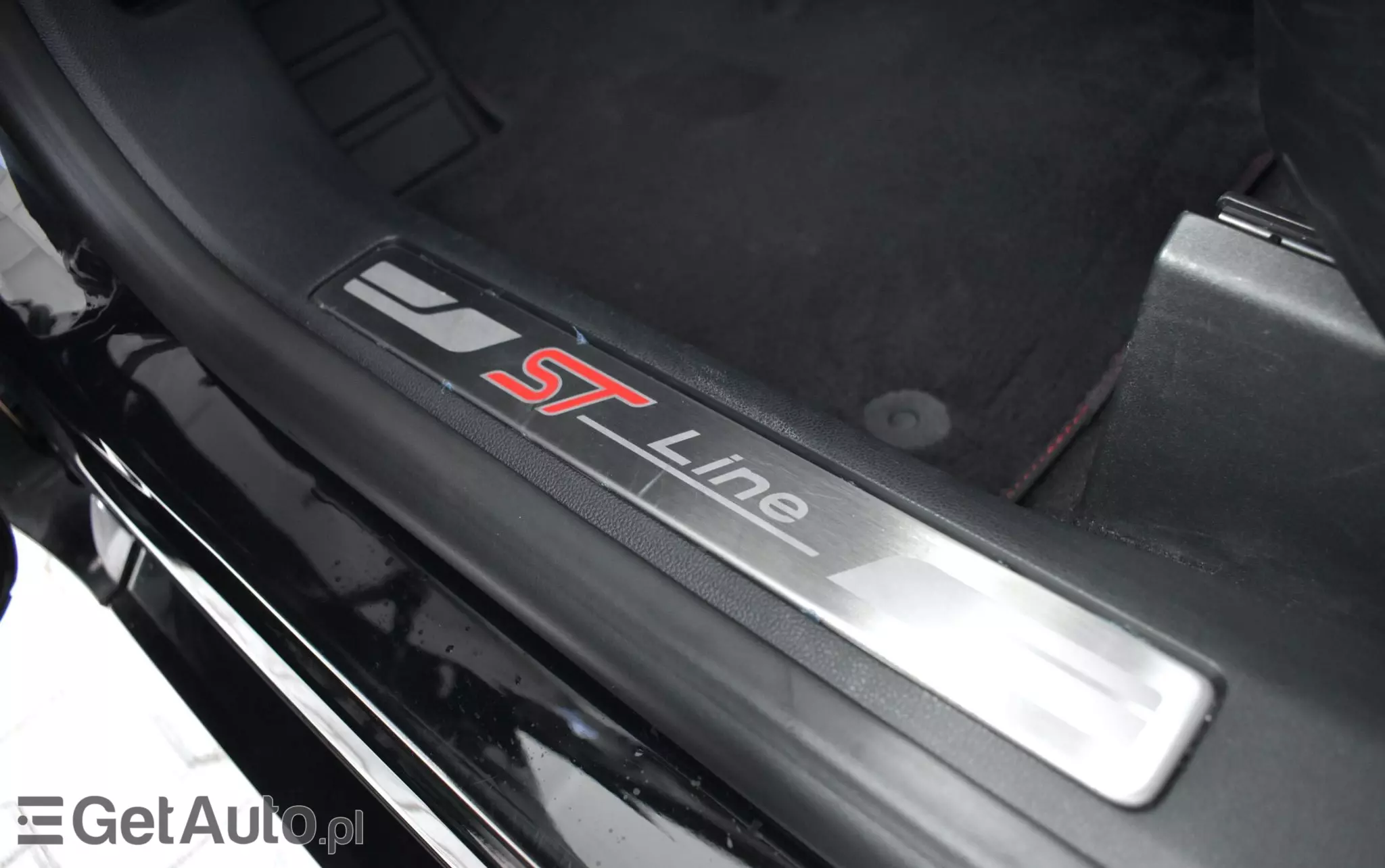 FORD Kuga 2.0 EcoBlue Hybrid ST-LINE