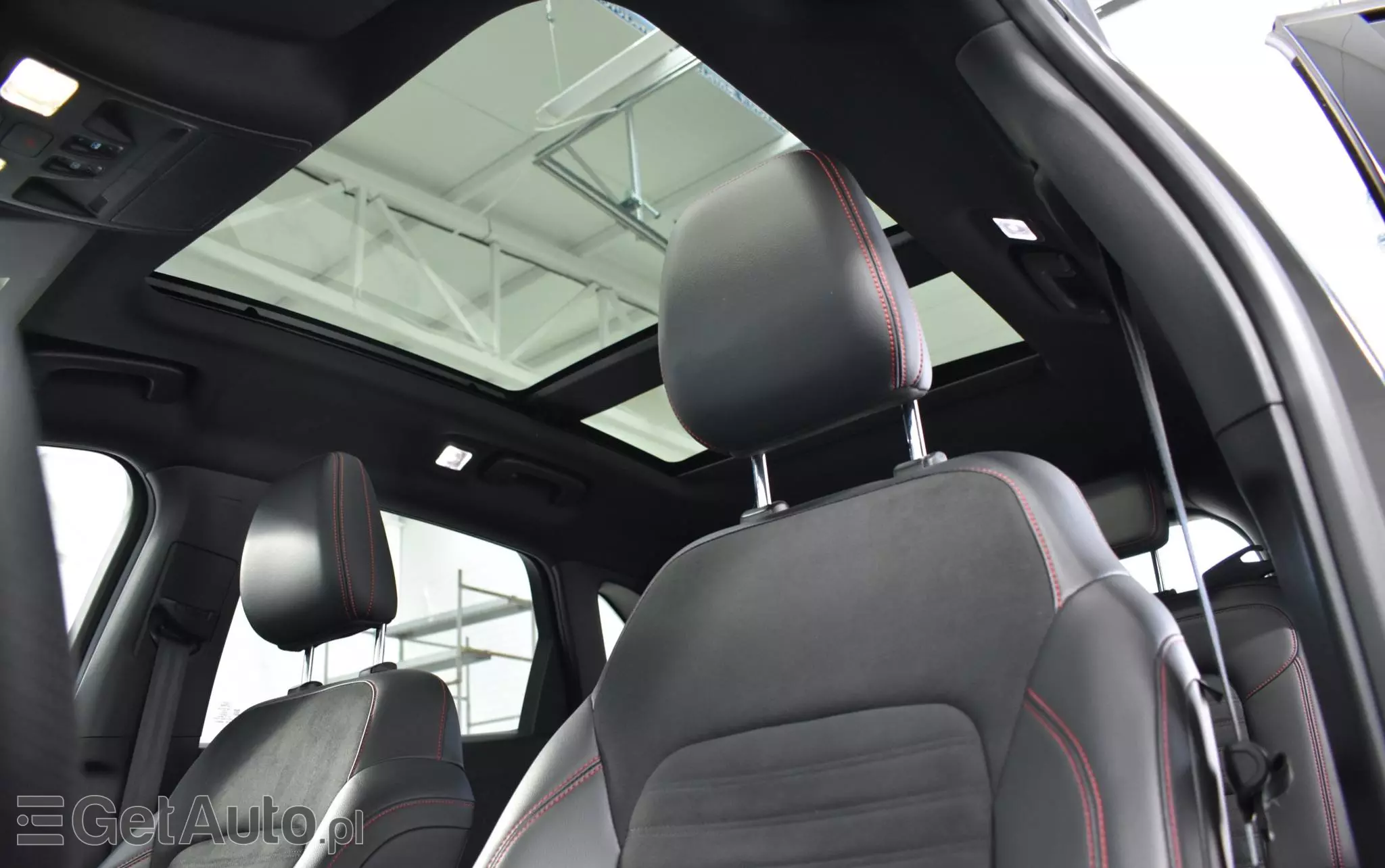 FORD Kuga 2.0 EcoBlue Hybrid ST-LINE