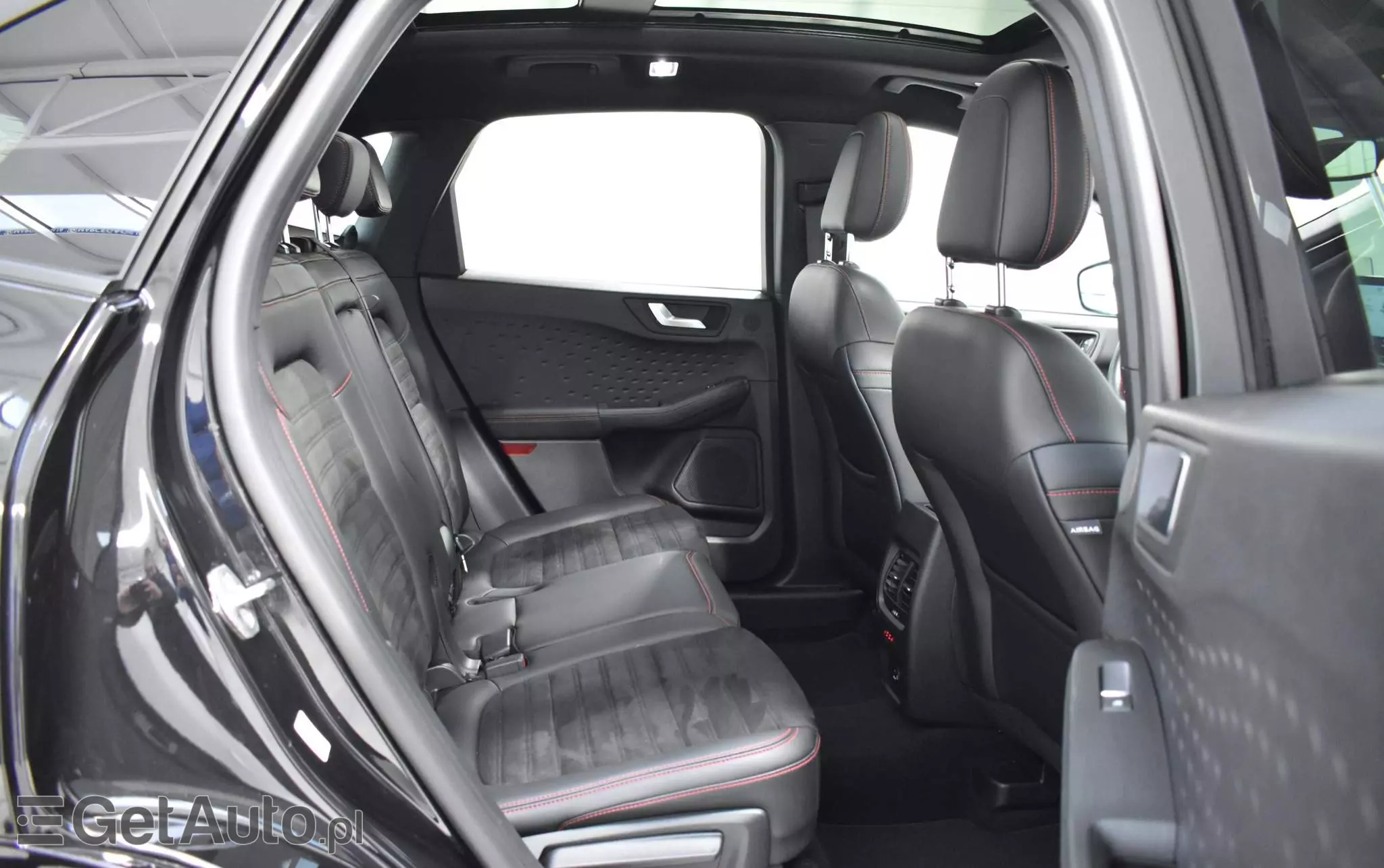 FORD Kuga 2.0 EcoBlue Hybrid ST-LINE