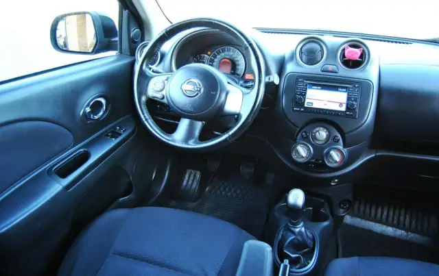 NISSAN Micra 