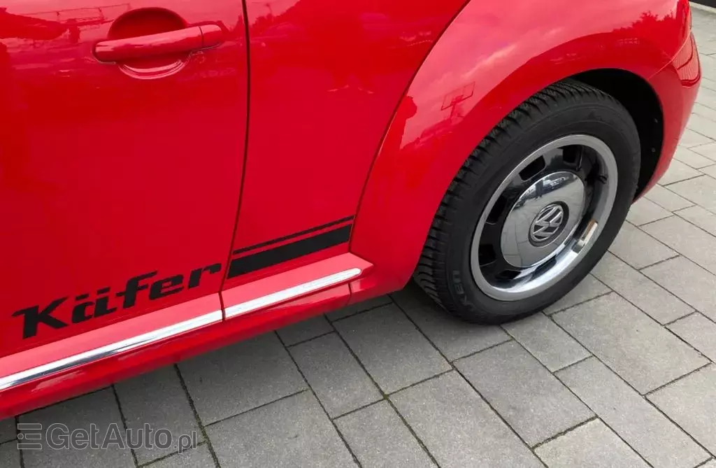 VOLKSWAGEN Beetle 