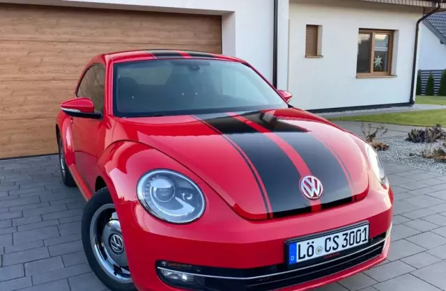 VOLKSWAGEN Beetle 