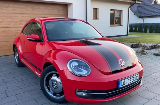 VOLKSWAGEN Beetle 