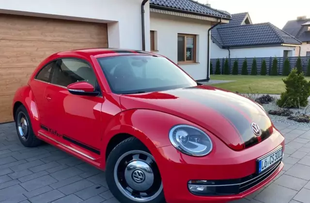 VOLKSWAGEN Beetle 