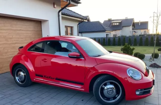 VOLKSWAGEN Beetle 