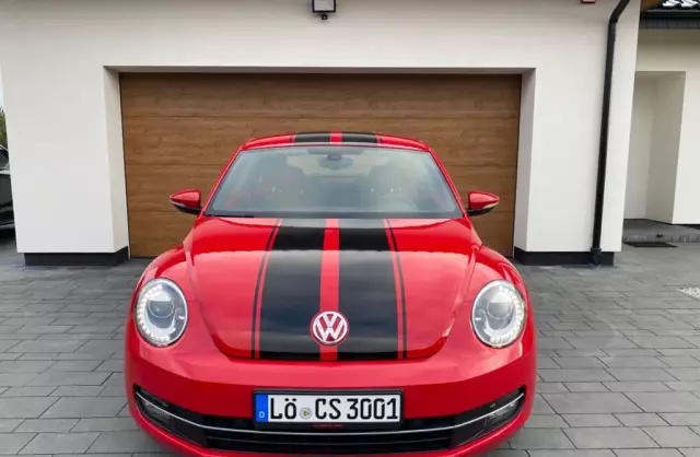 VOLKSWAGEN Beetle 